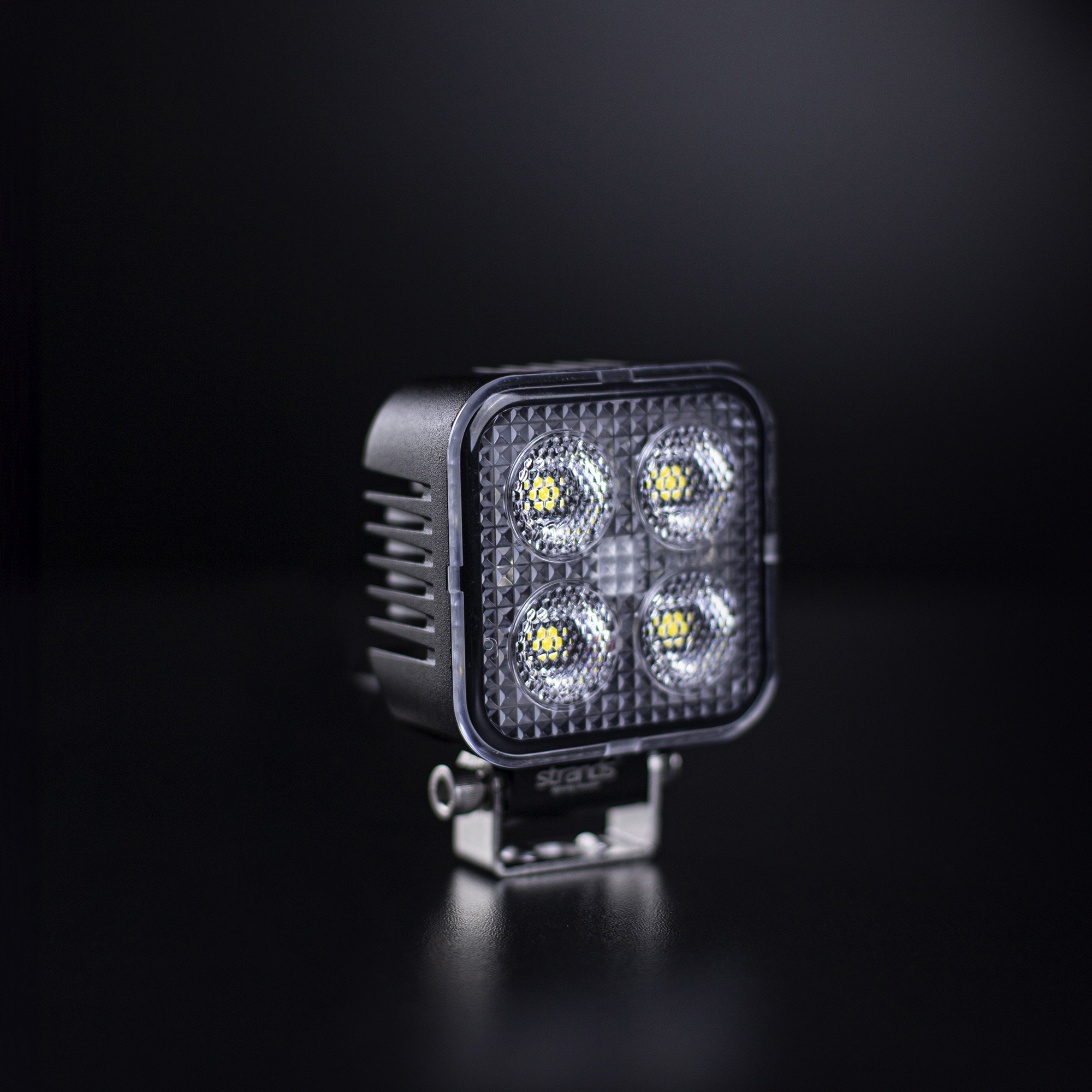 UNITY WORK LIGHT  作業灯 4灯31W